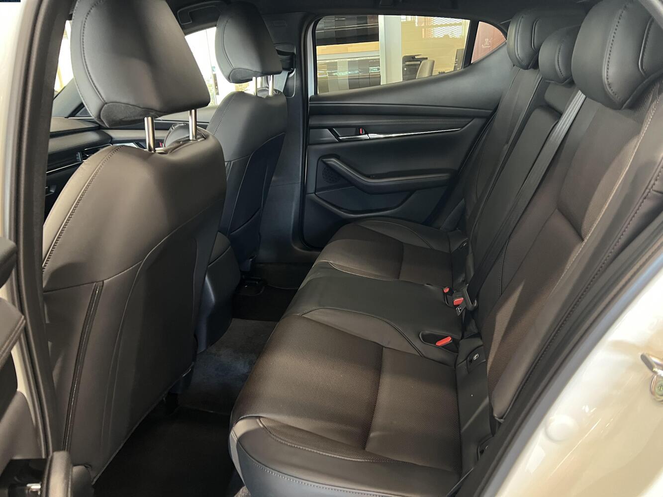 Mazda 3 vaihtoauto