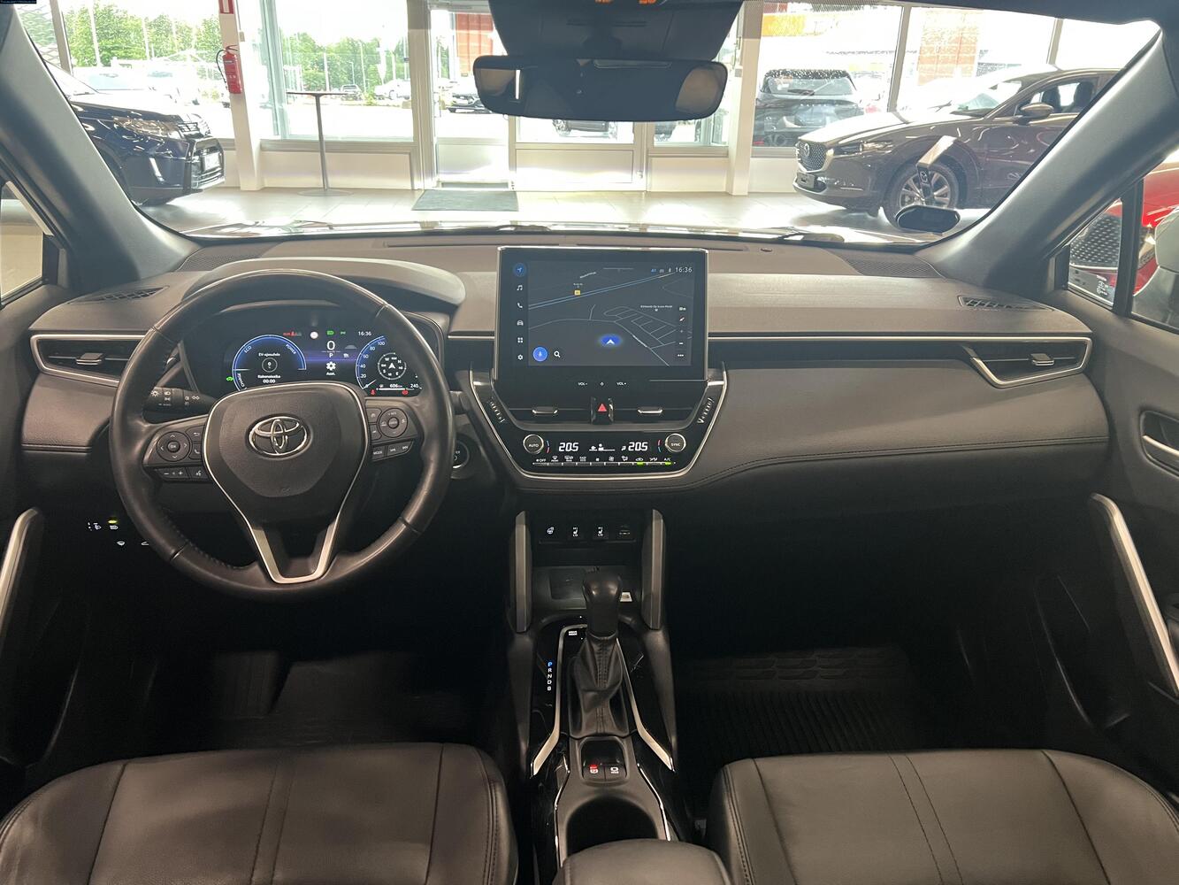 Toyota Corolla Cross vaihtoauto