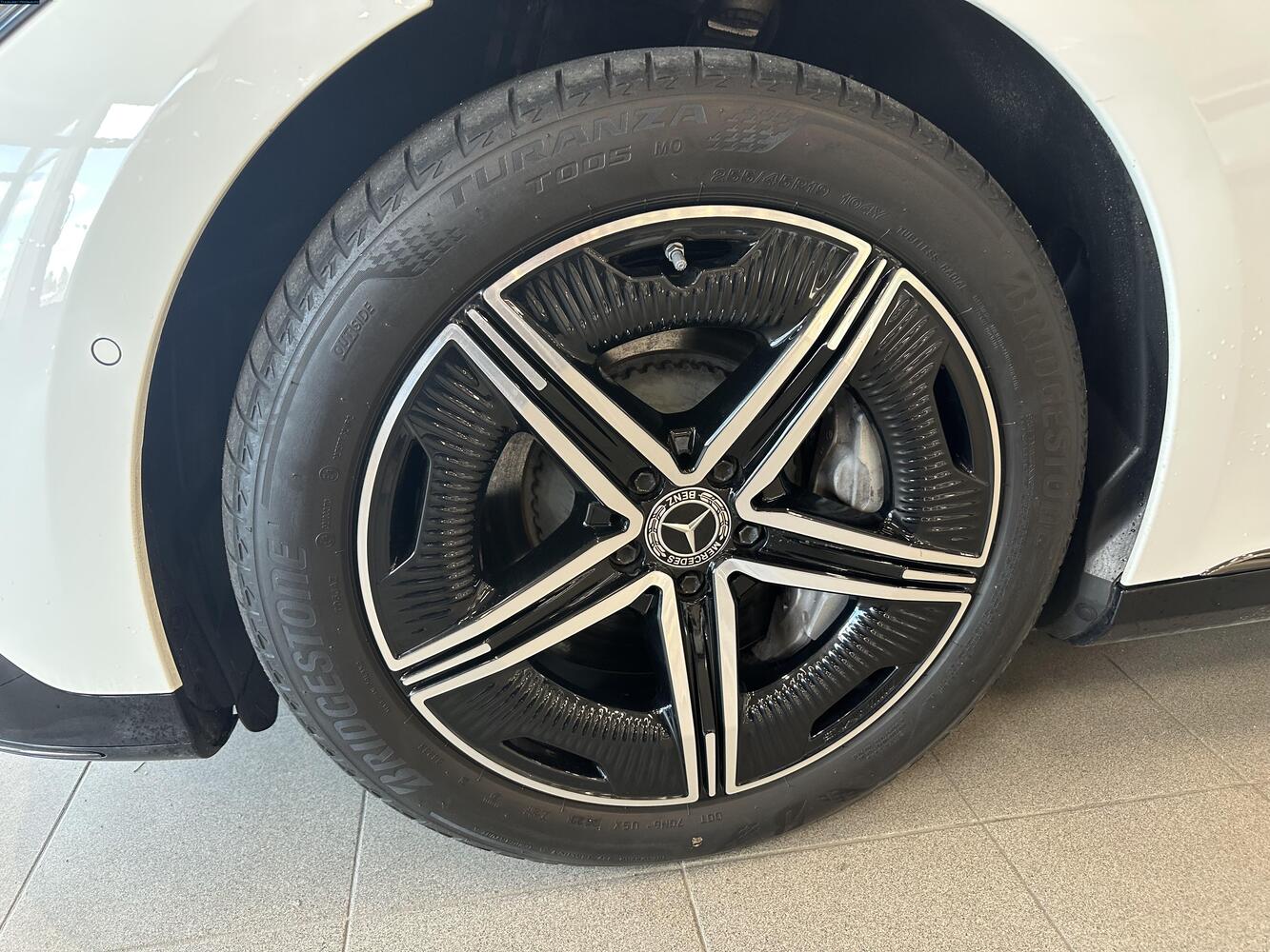 Mercedes-Benz EQE vaihtoauto