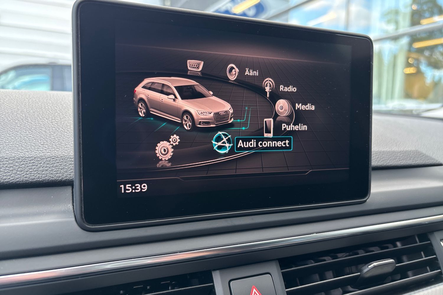 Audi A4 vaihtoauto