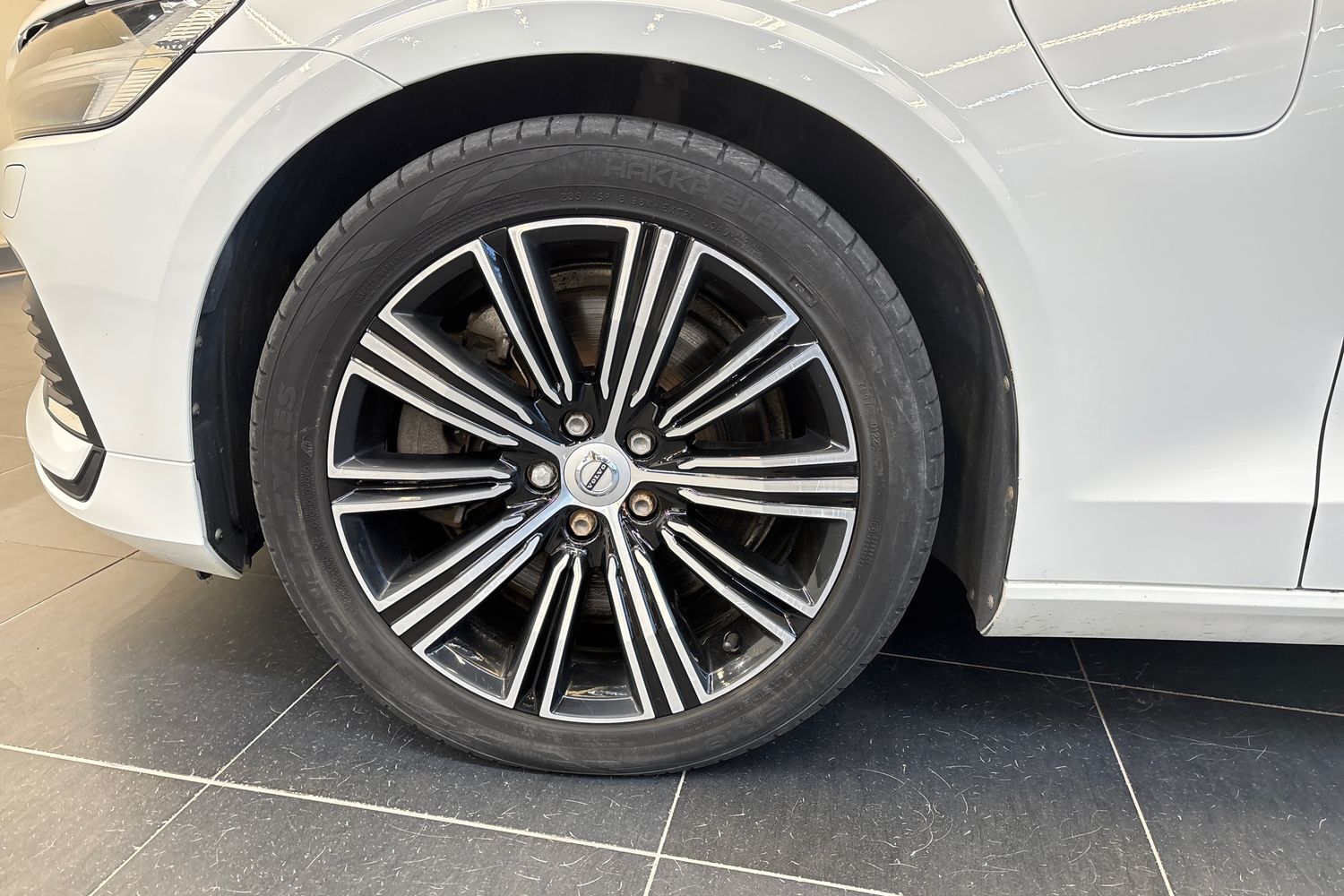 Volvo V60 vaihtoauto