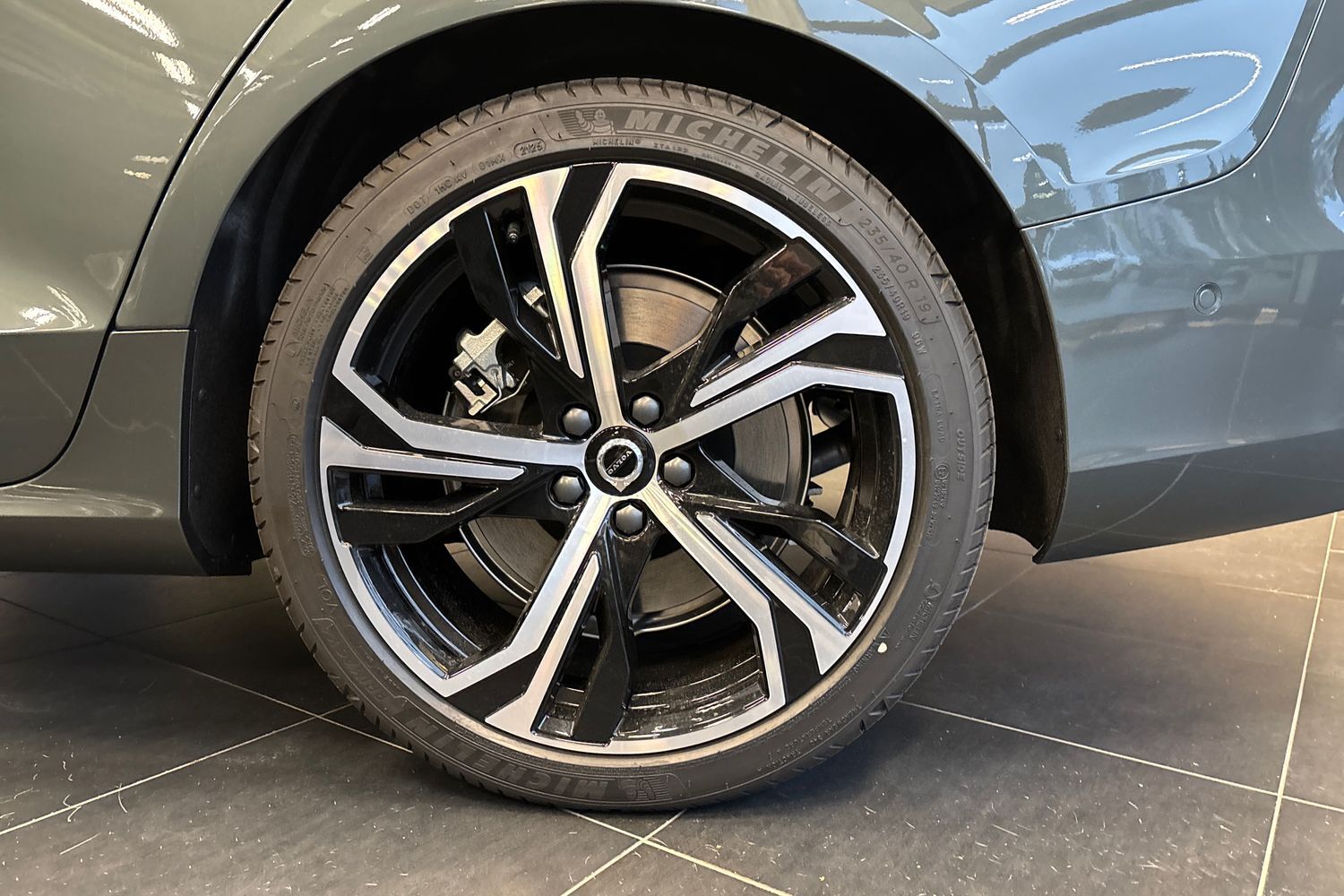 Volvo V60 vaihtoauto