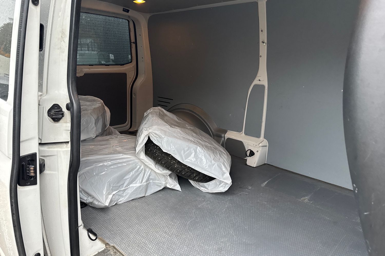 Volkswagen Transporter vaihtoauto