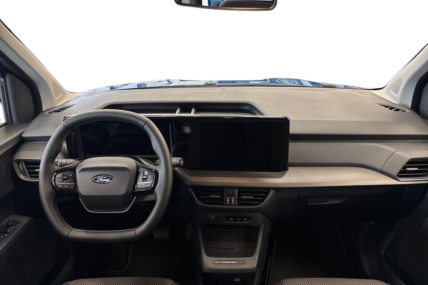 Ford Tourneo Courier vaihtoauto