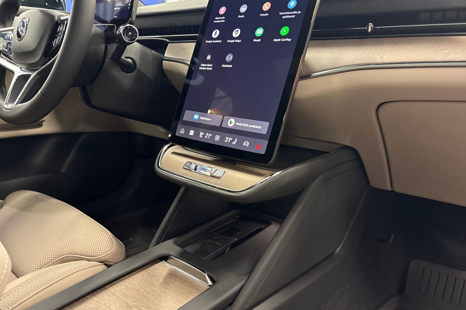 Volvo ES90 vaihtoauto