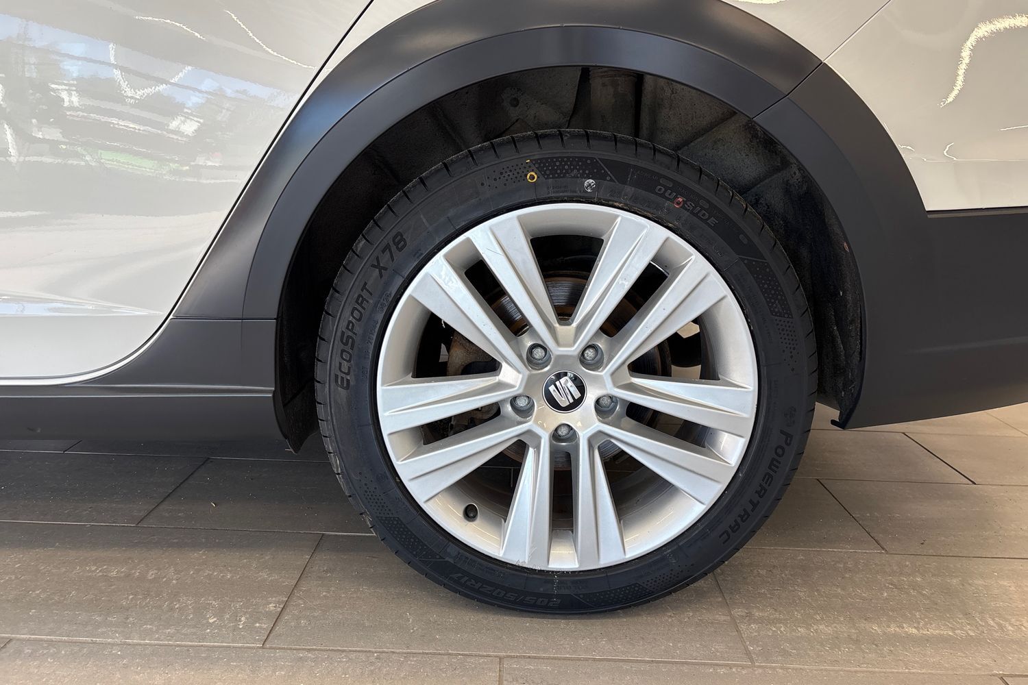 SEAT Leon X-Perience vaihtoauto