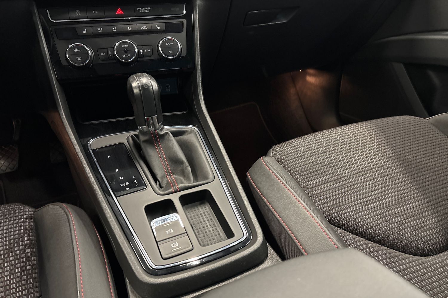 SEAT Leon vaihtoauto