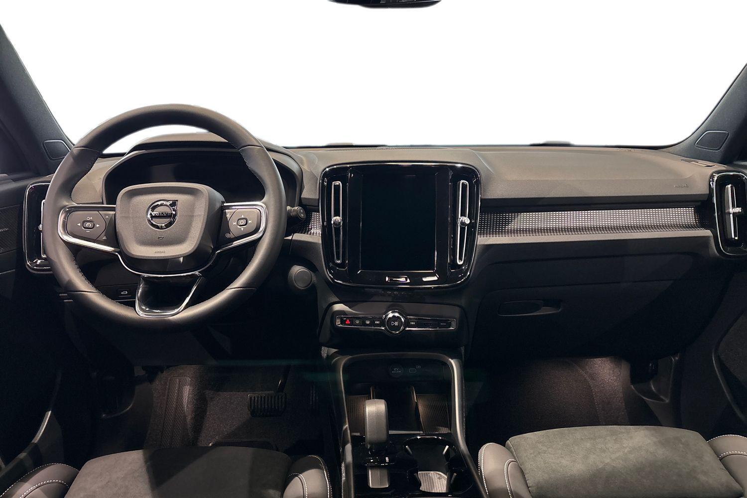 Volvo EX40 vaihtoauto