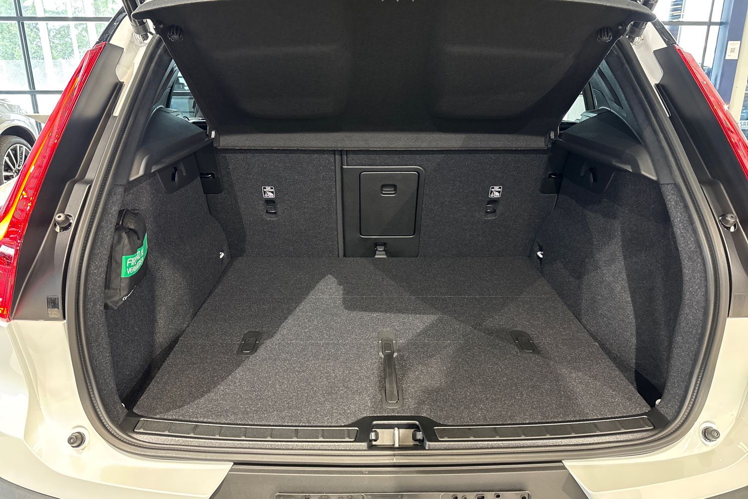 Volvo EX40 vaihtoauto