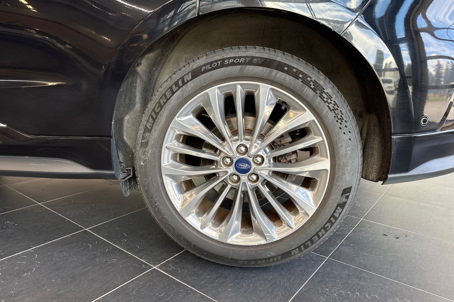 Ford Edge vaihtoauto