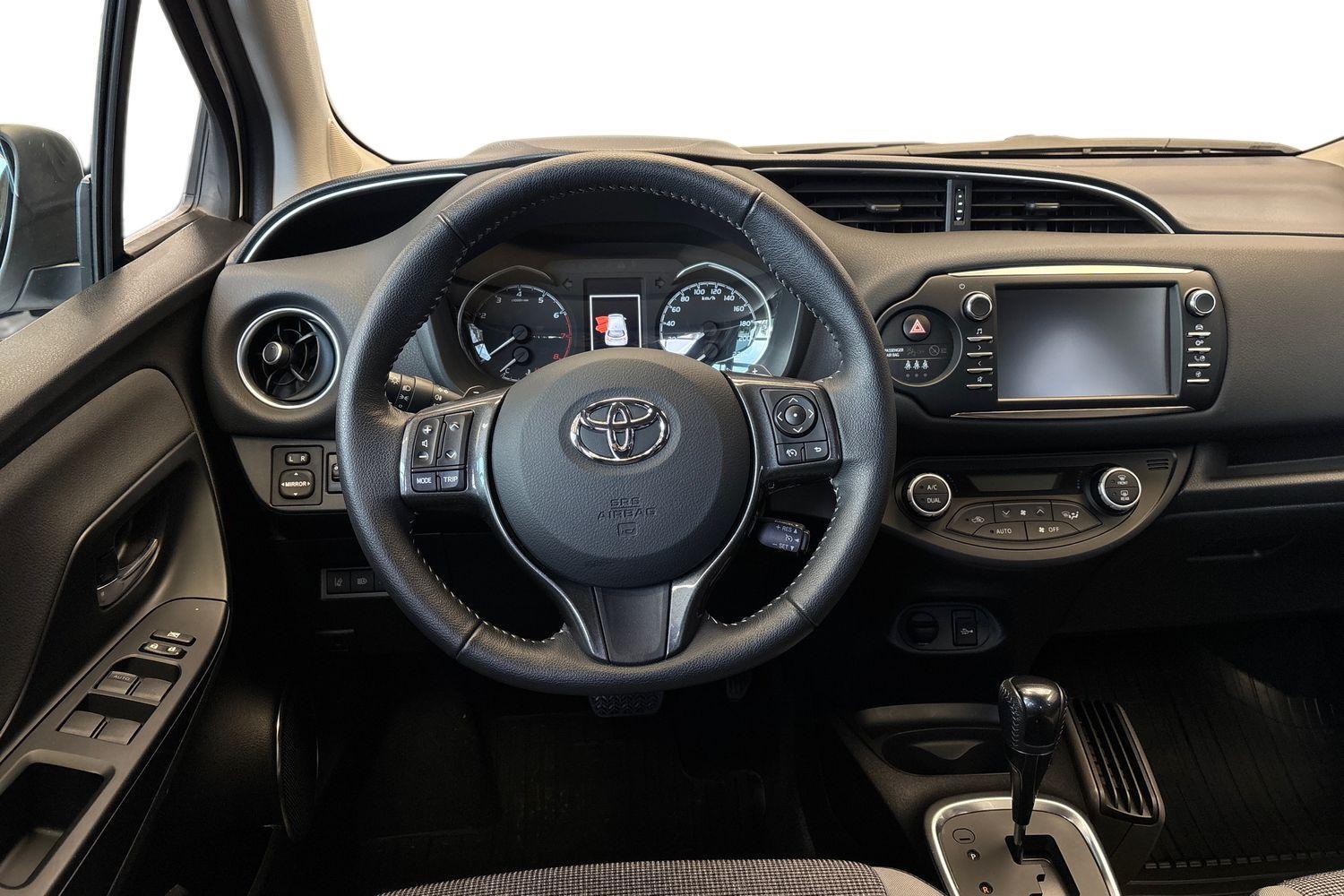 Toyota Yaris vaihtoauto