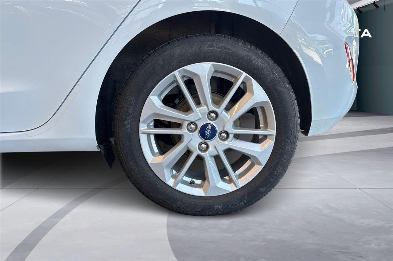 Ford Fiesta vaihtoauto