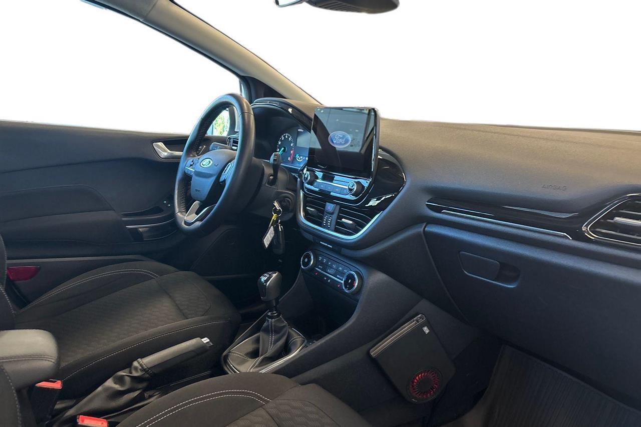 Ford Fiesta vaihtoauto