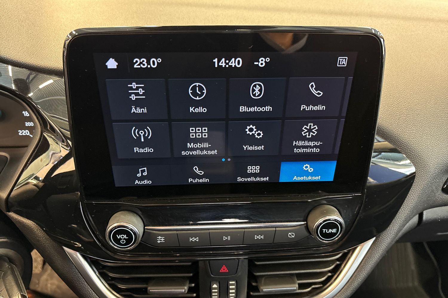Ford Fiesta vaihtoauto