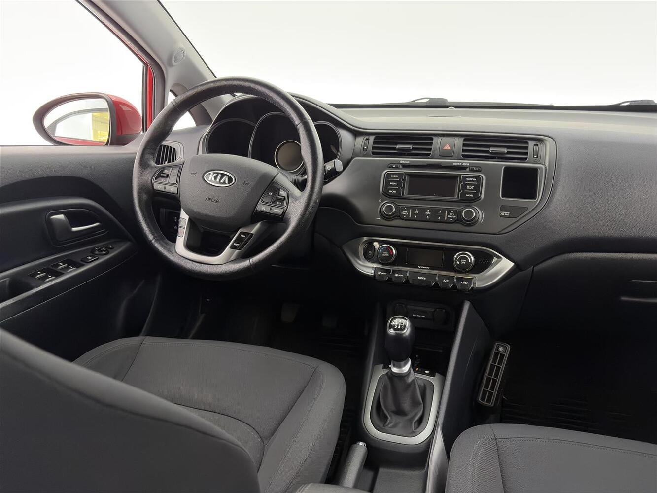 Kia Rio vaihtoauto
