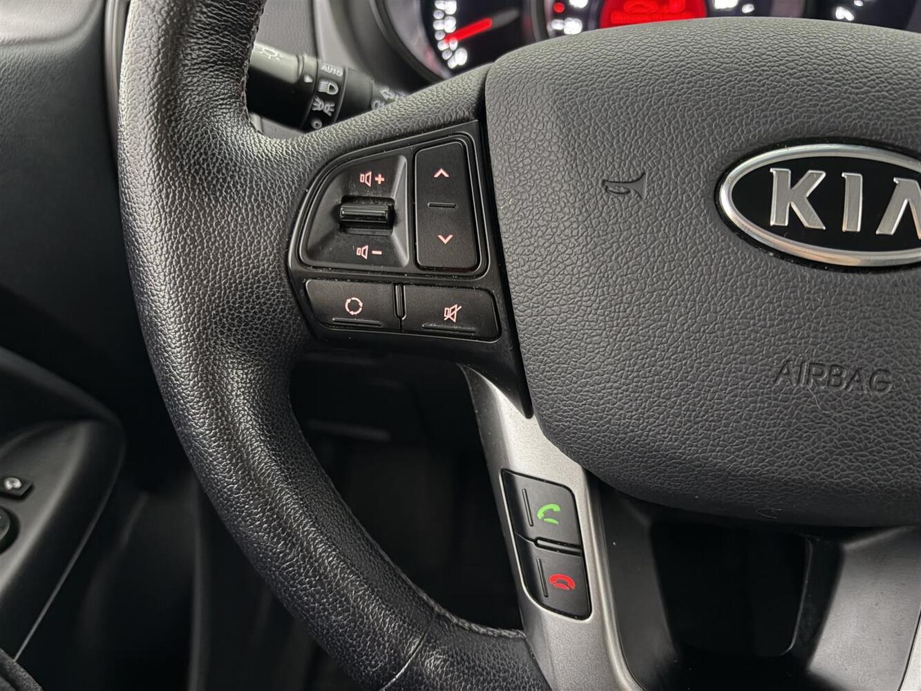 Kia Rio vaihtoauto
