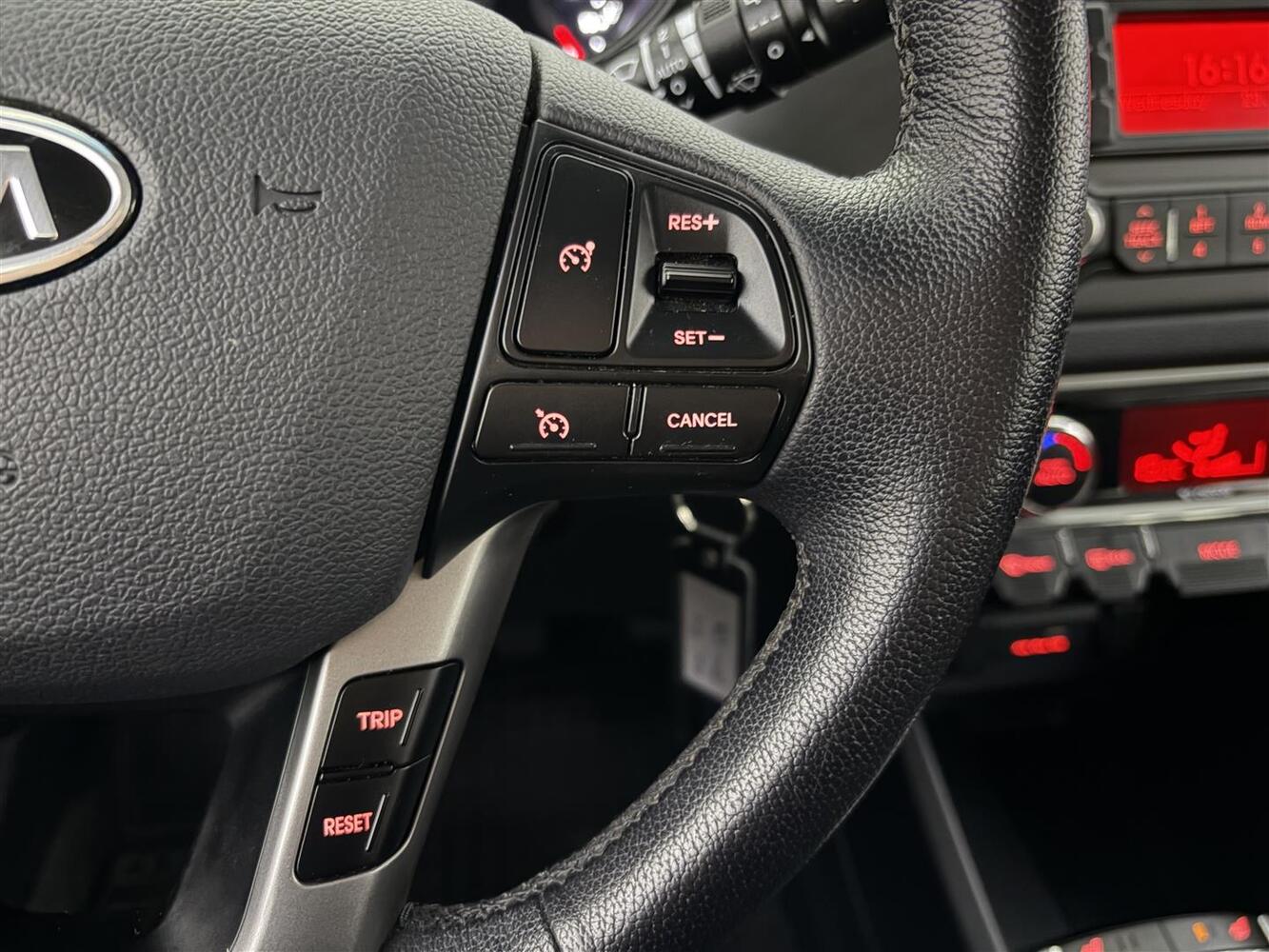 Kia Rio vaihtoauto
