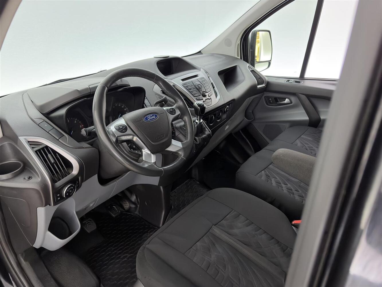 Ford Transit Custom vaihtoauto