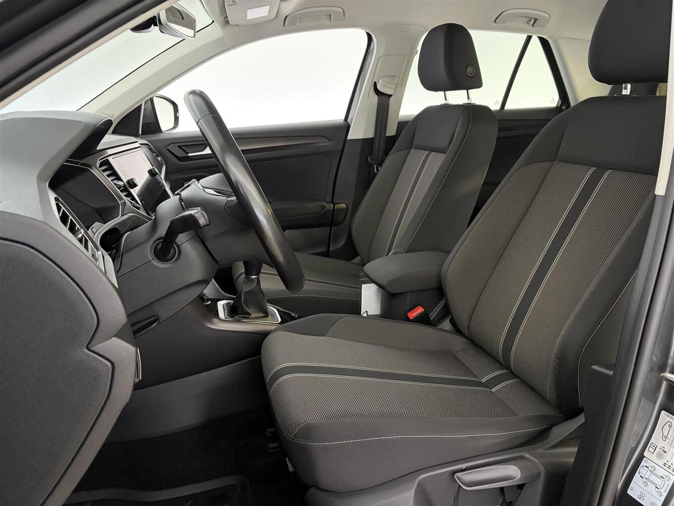 Volkswagen T-Roc vaihtoauto