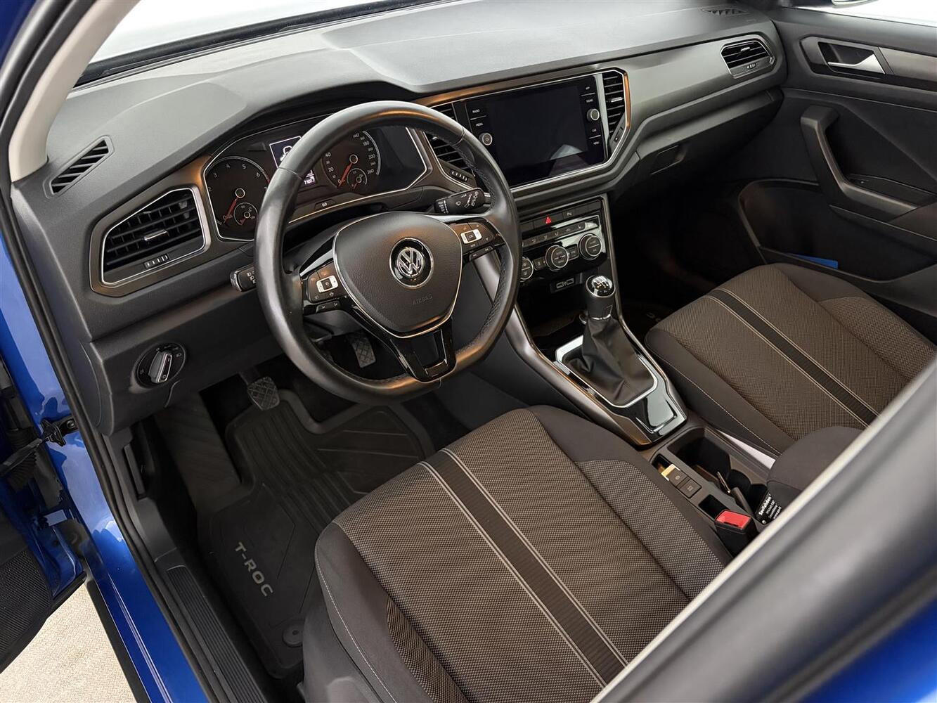 Volkswagen T-Roc vaihtoauto