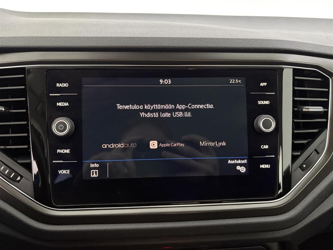 Volkswagen T-Roc vaihtoauto