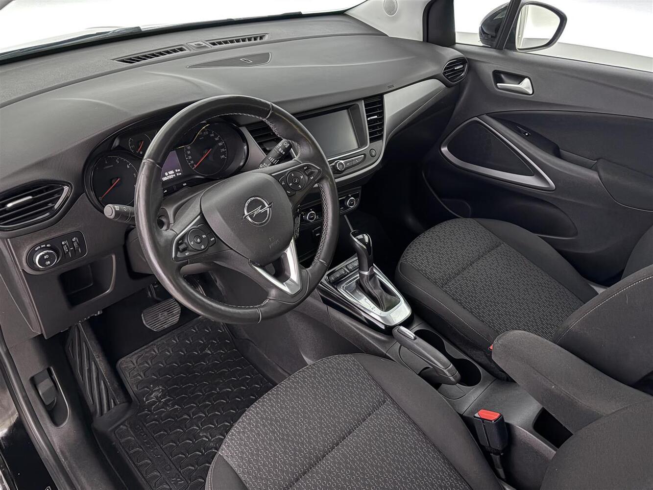 Opel Crossland X vaihtoauto