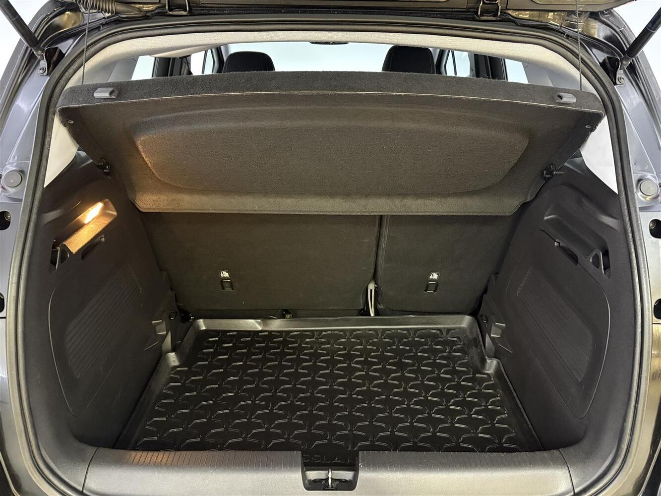 Opel Crossland X vaihtoauto