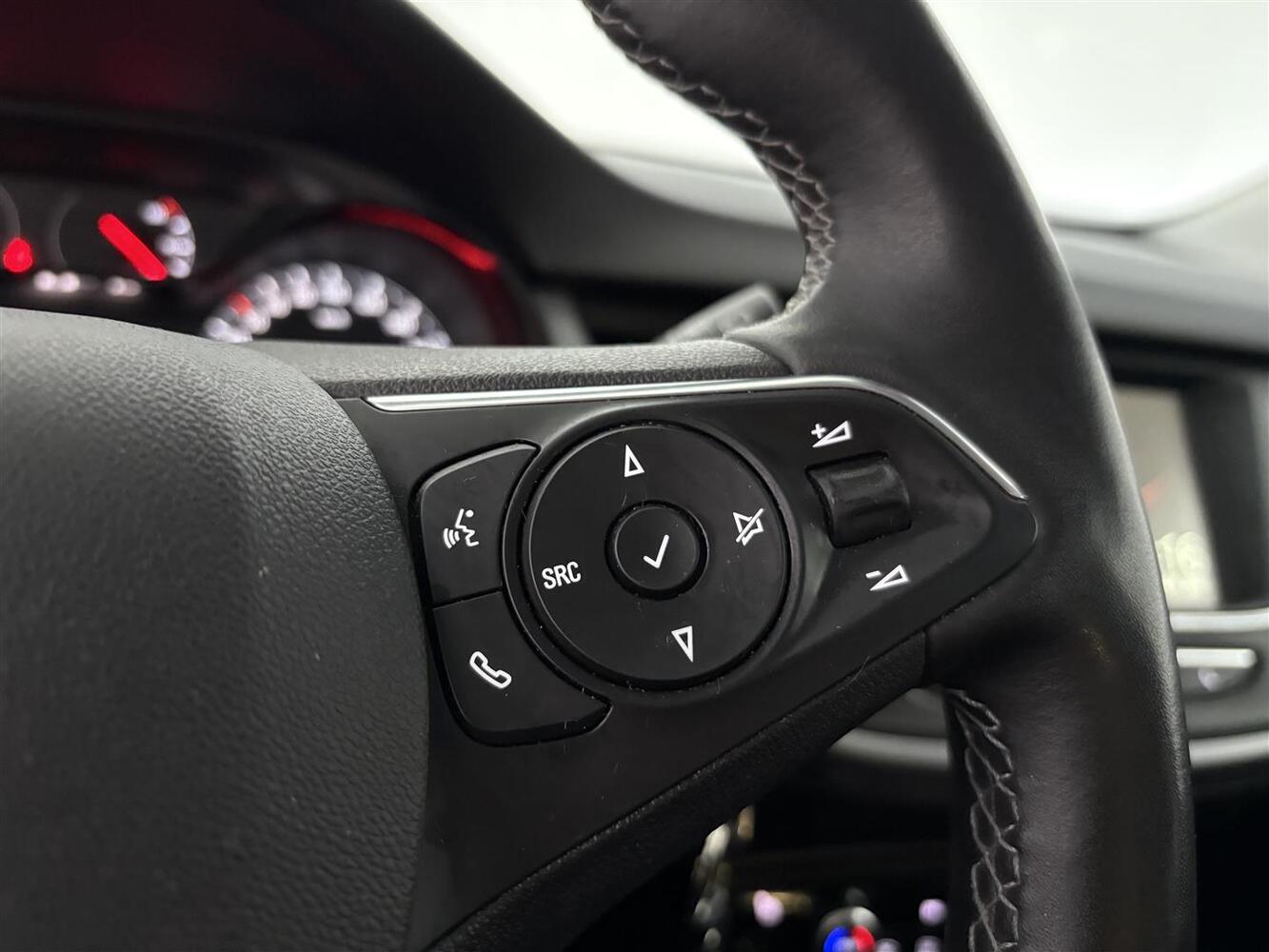 Opel Crossland X vaihtoauto