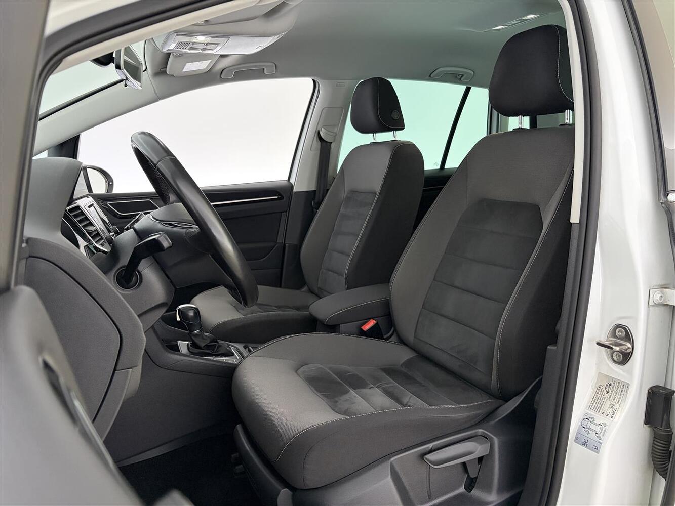 Volkswagen Golf Sportsvan vaihtoauto
