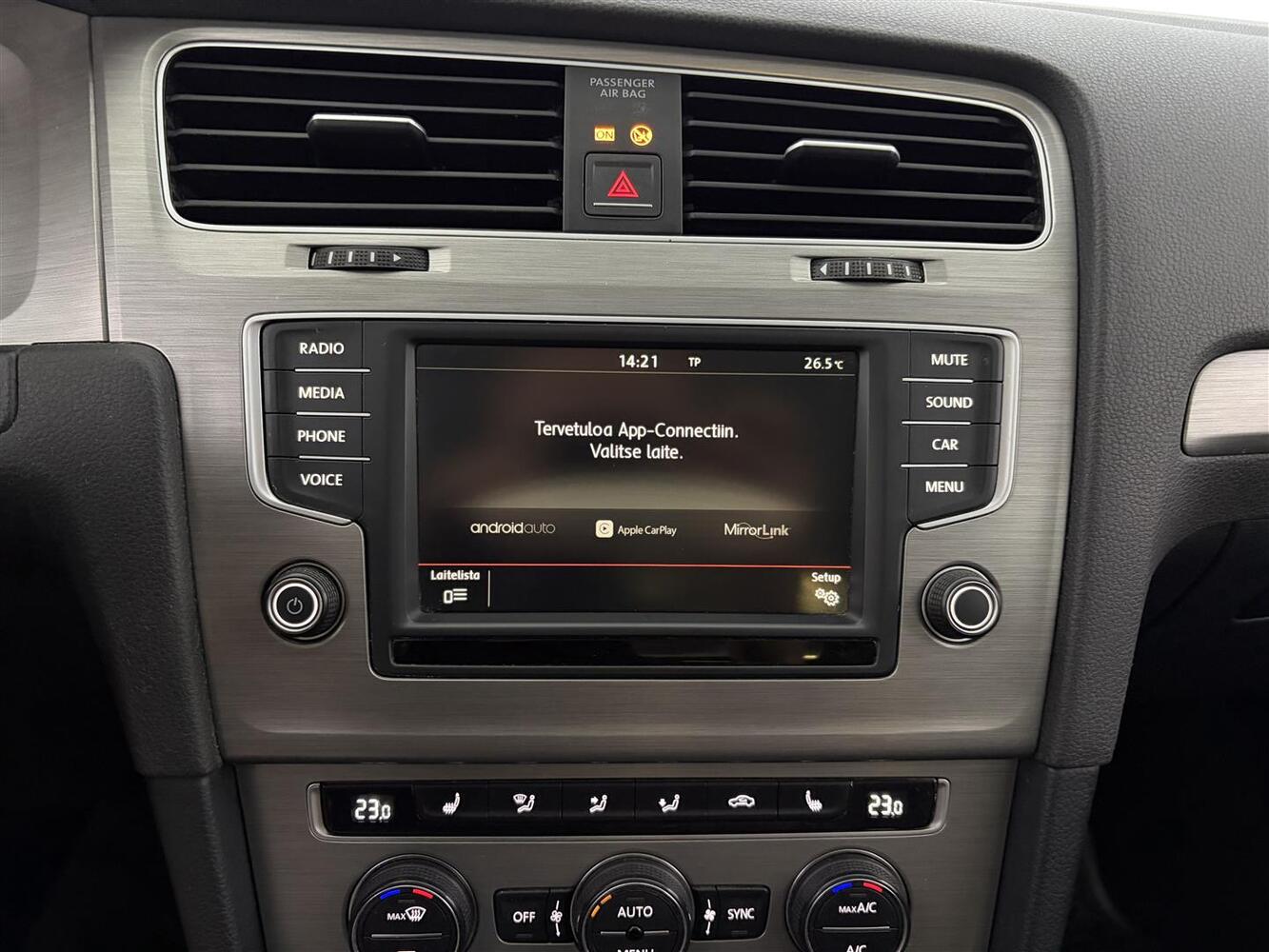 Volkswagen Golf vaihtoauto