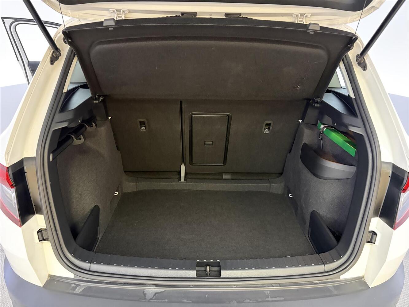 Skoda Karoq vaihtoauto