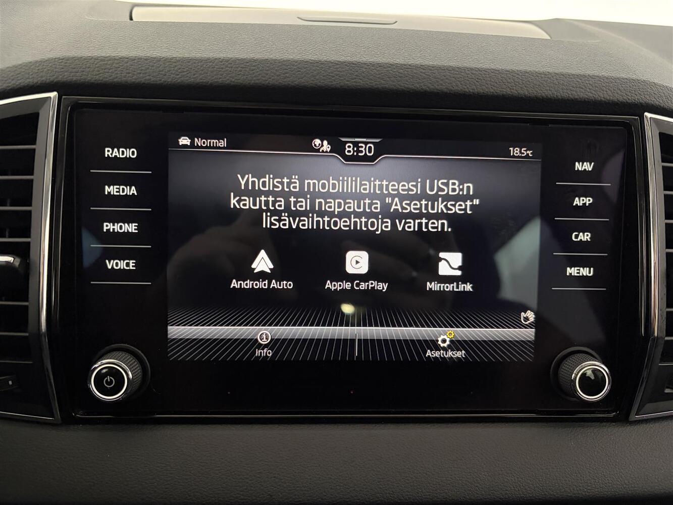 Skoda Karoq vaihtoauto