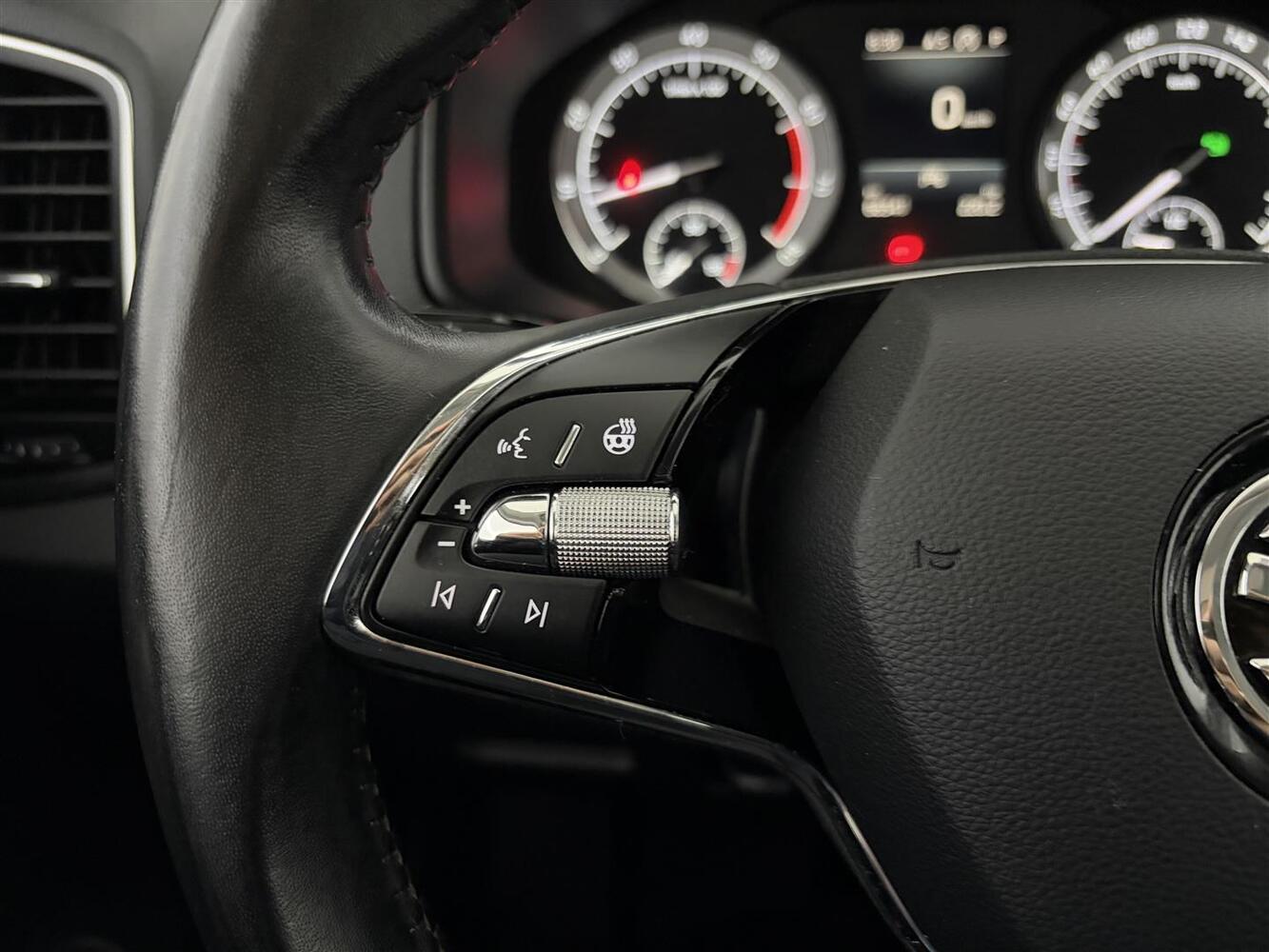 Skoda Karoq vaihtoauto