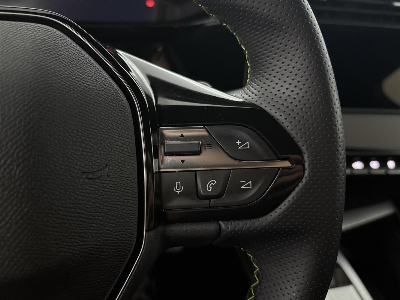 Peugeot 308 vaihtoauto