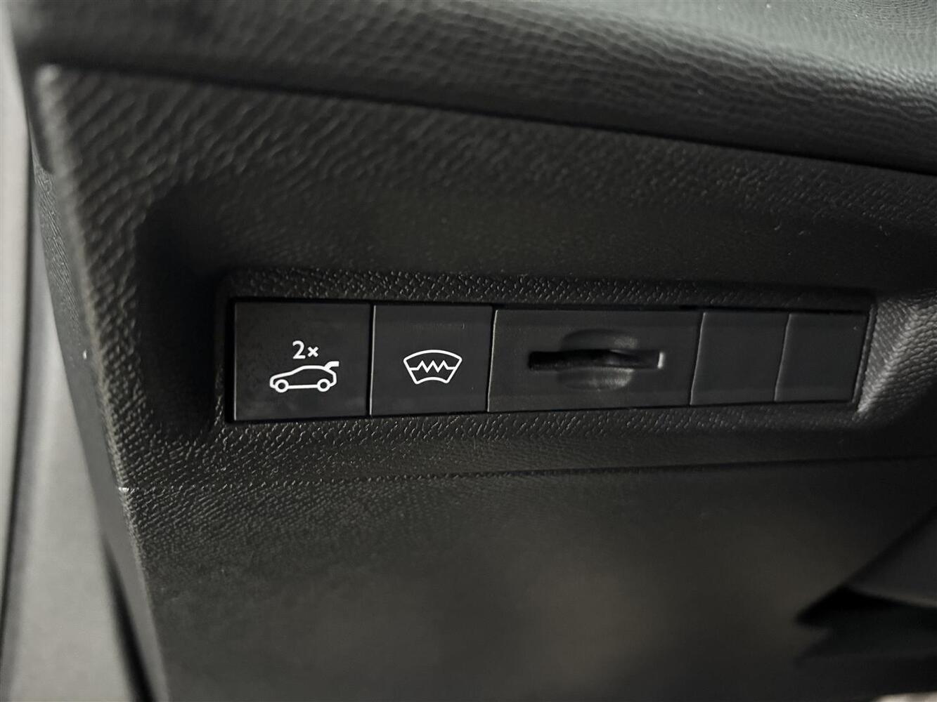 Peugeot 308 vaihtoauto