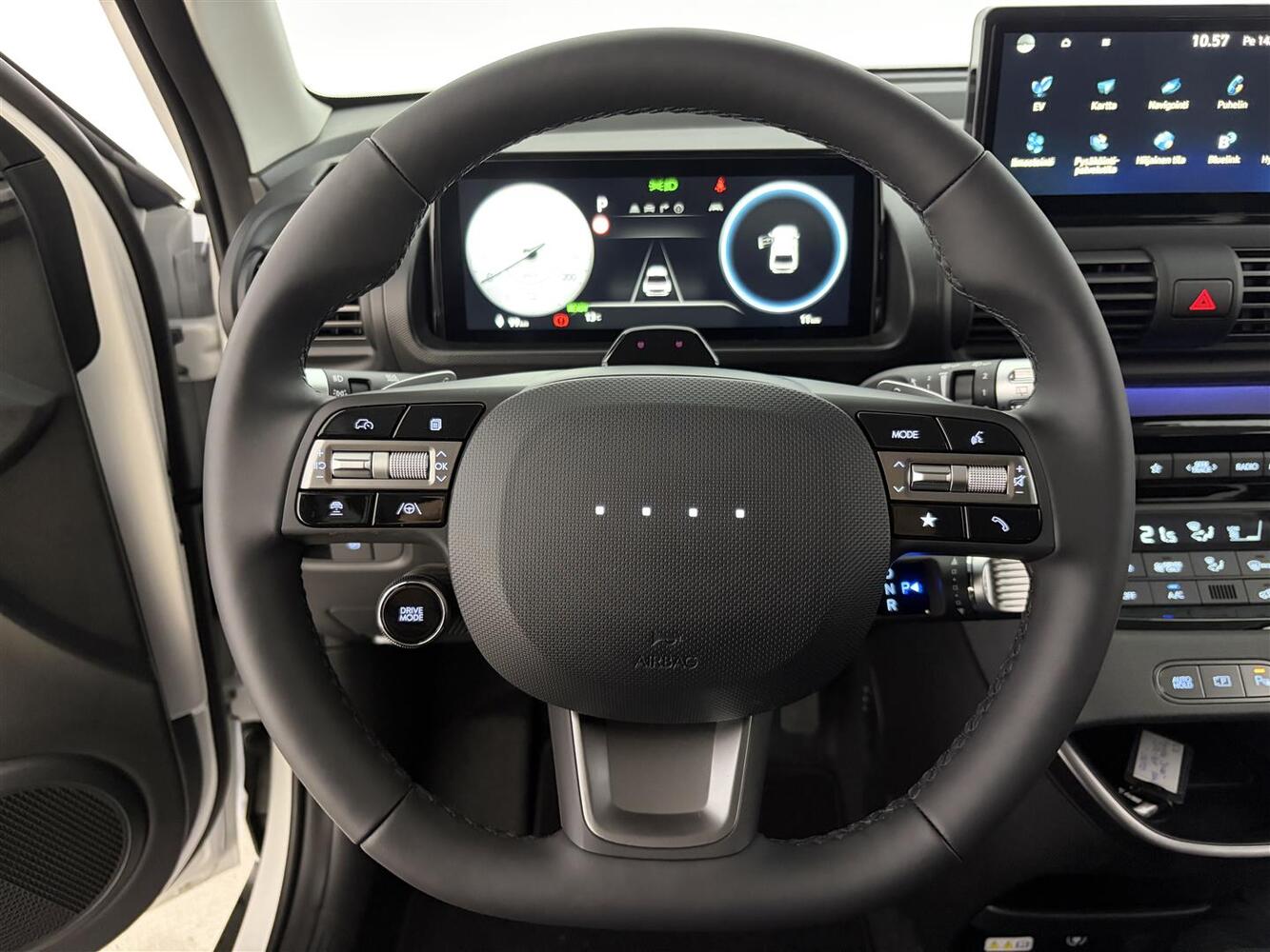 Hyundai INSTER vaihtoauto