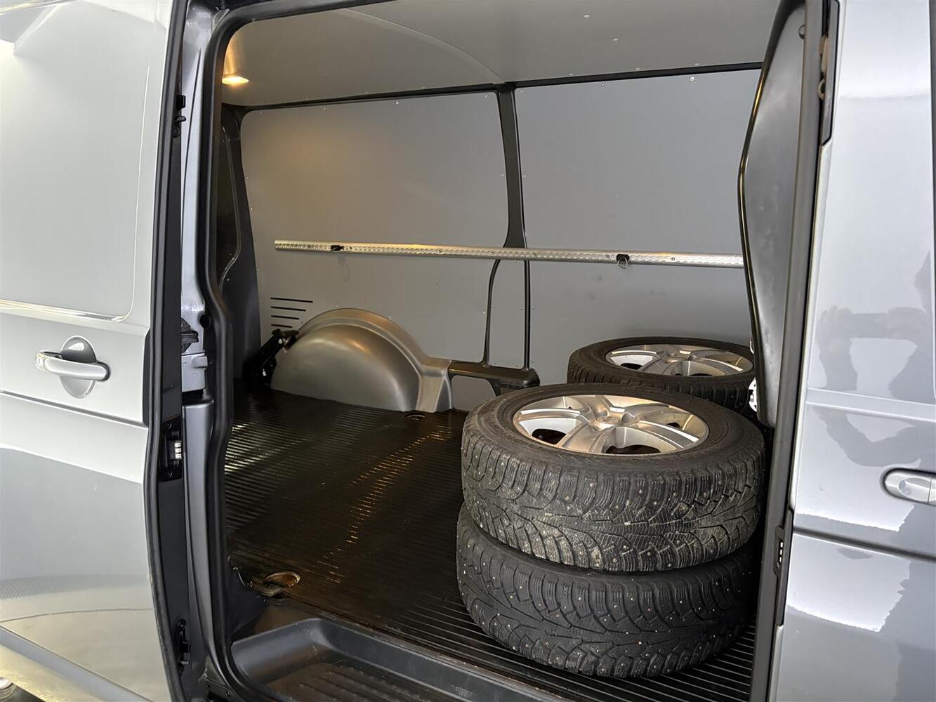 Volkswagen Transporter vaihtoauto