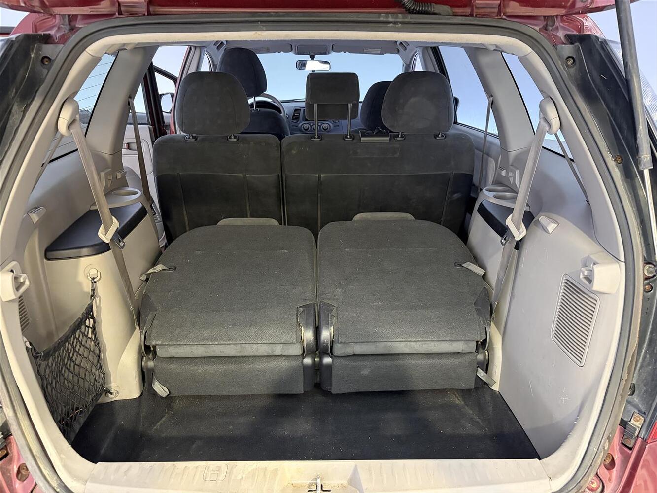 Mitsubishi Grandis vaihtoauto