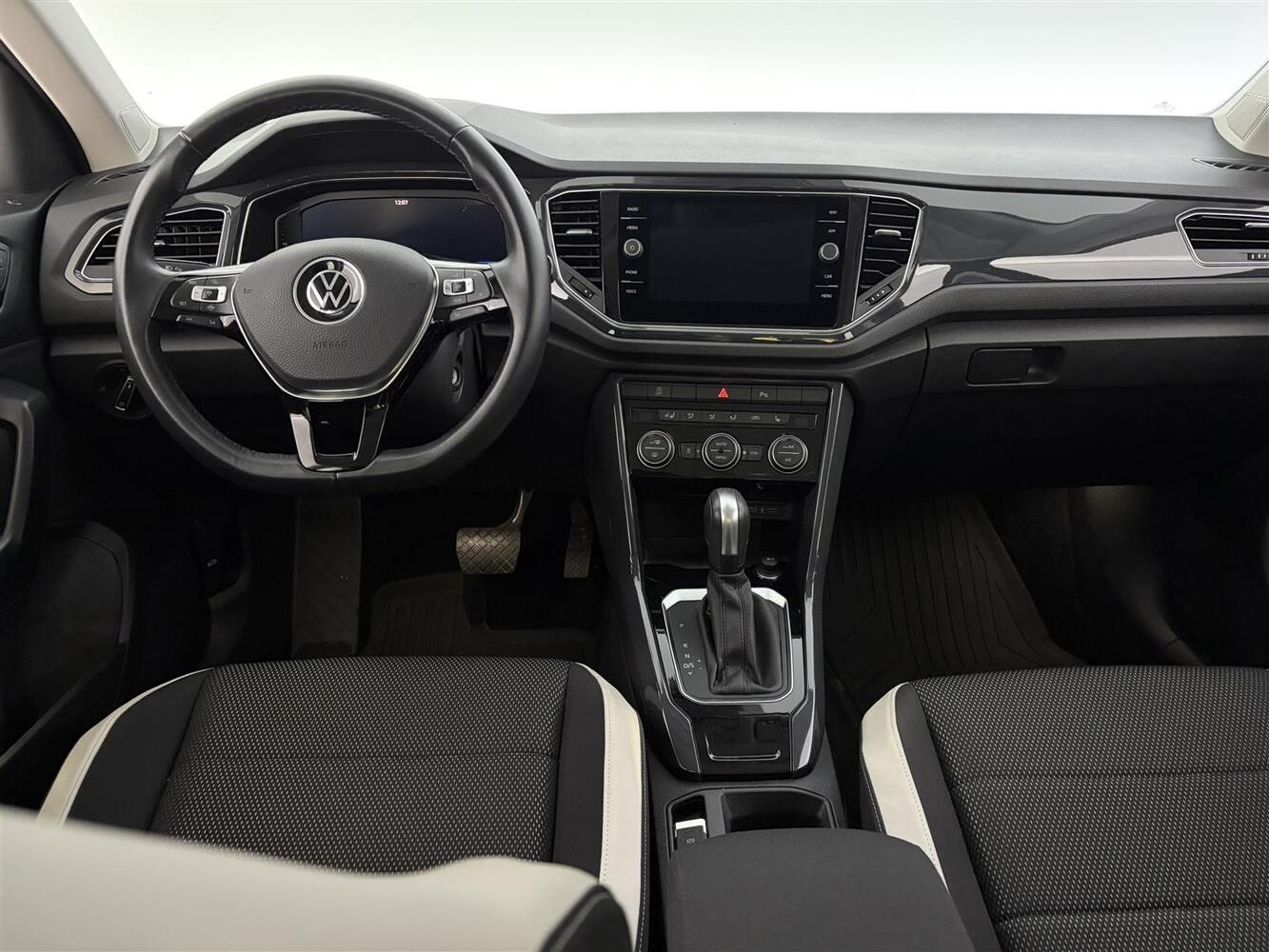 Volkswagen T-Roc vaihtoauto