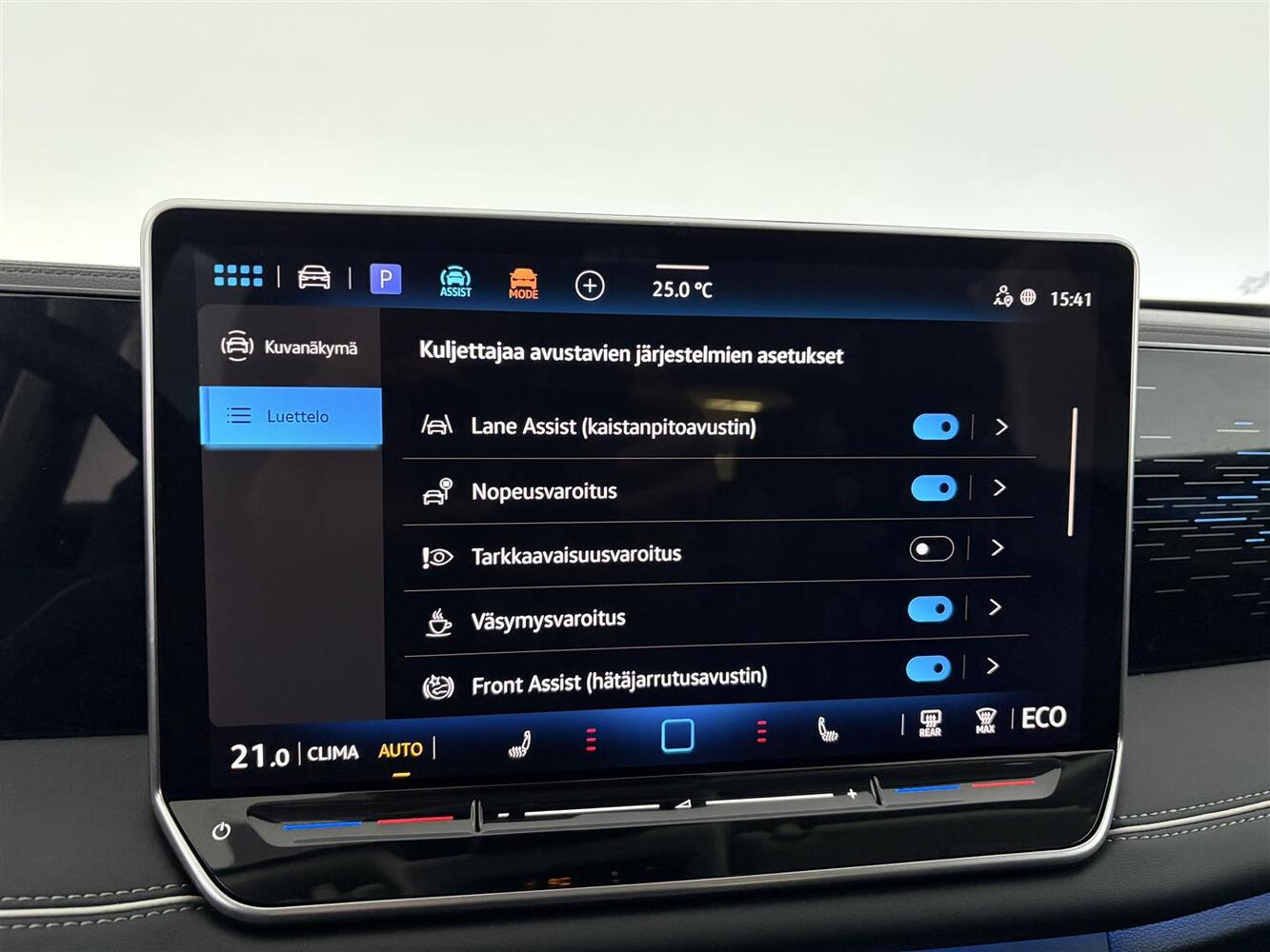 Volkswagen Tiguan vaihtoauto