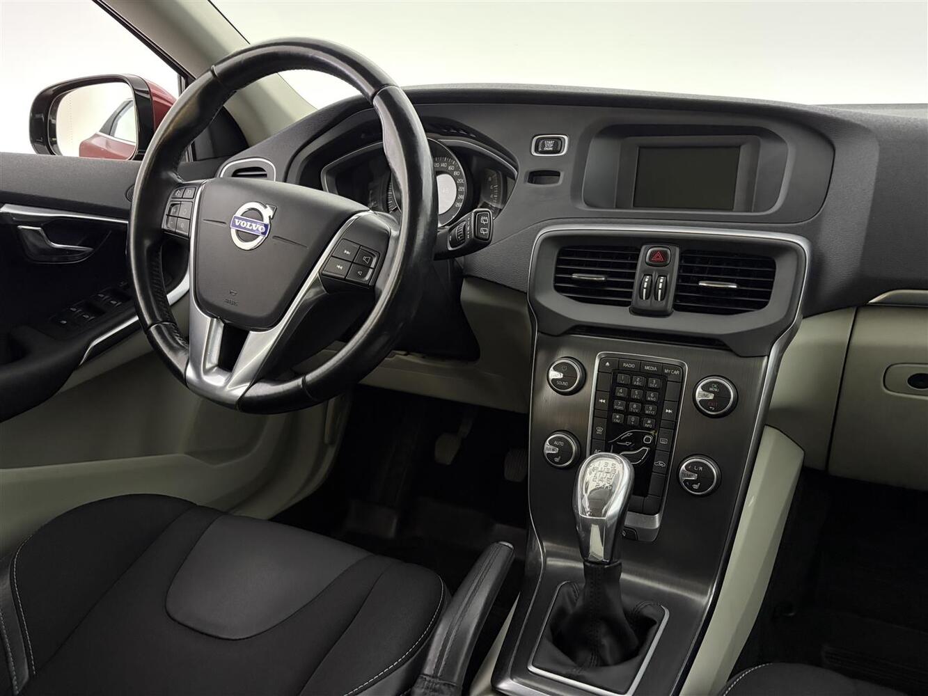 Volvo V40 vaihtoauto