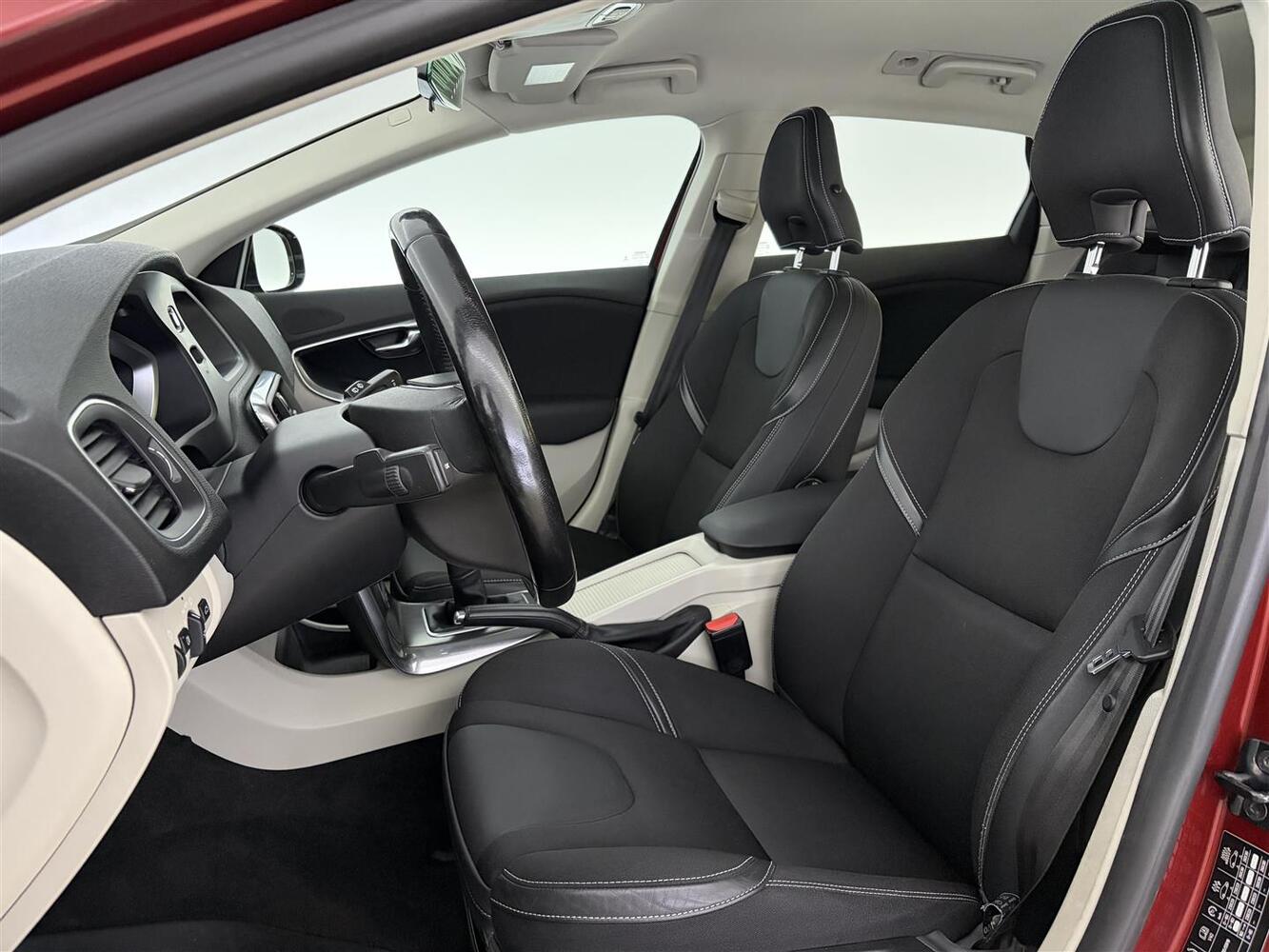 Volvo V40 vaihtoauto