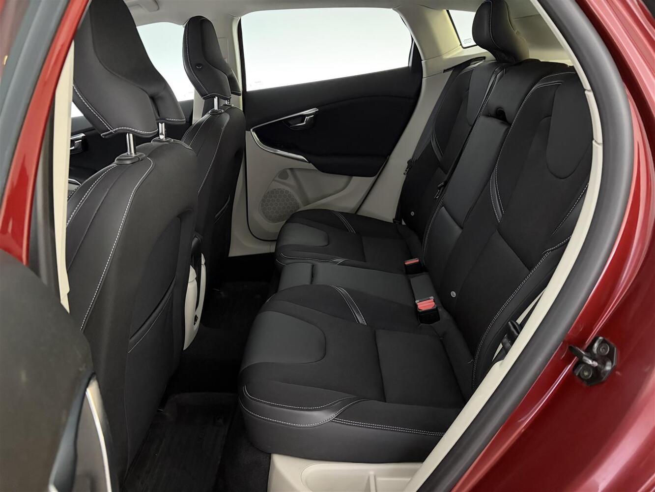 Volvo V40 vaihtoauto