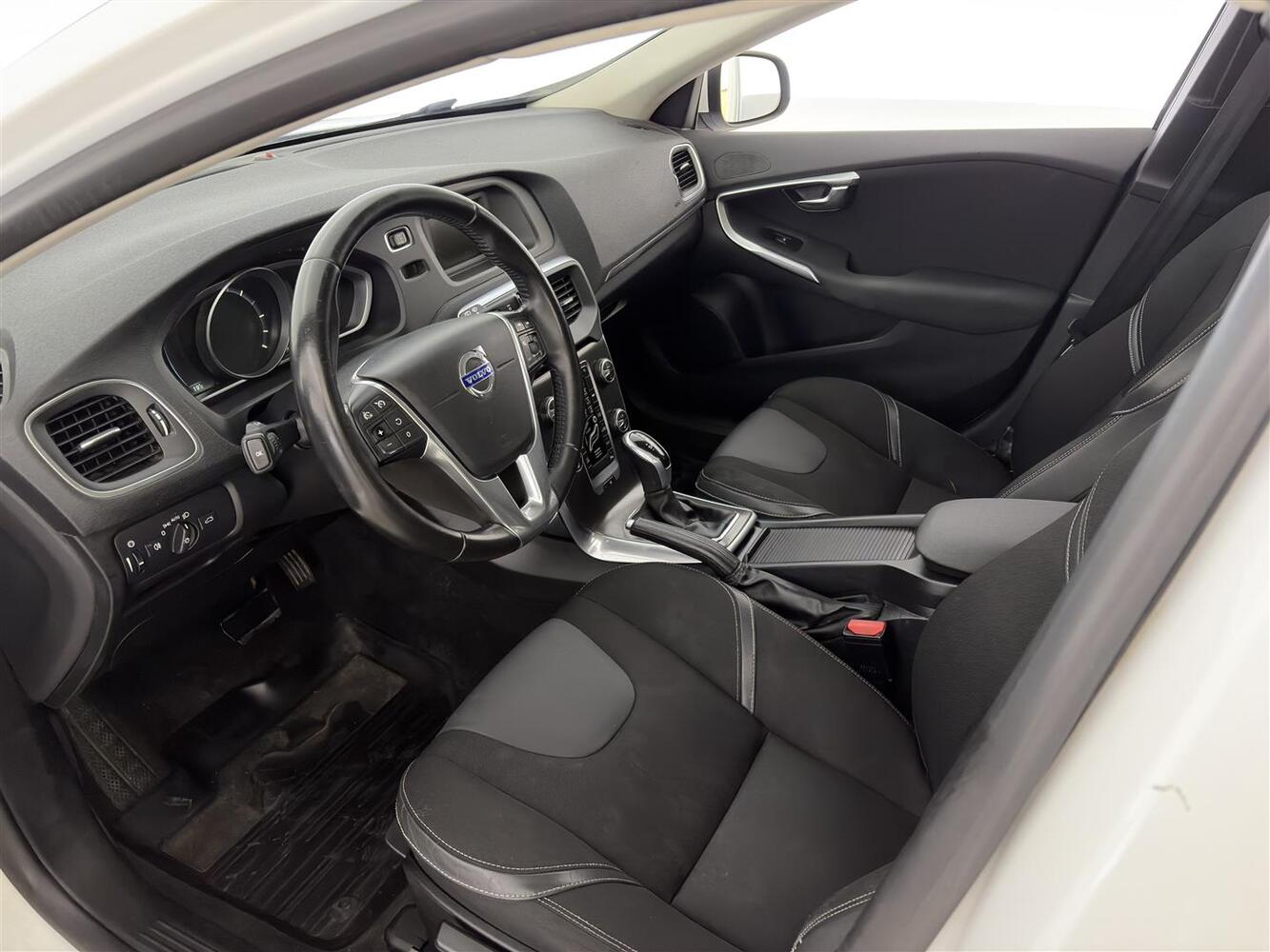 Volvo V40 vaihtoauto