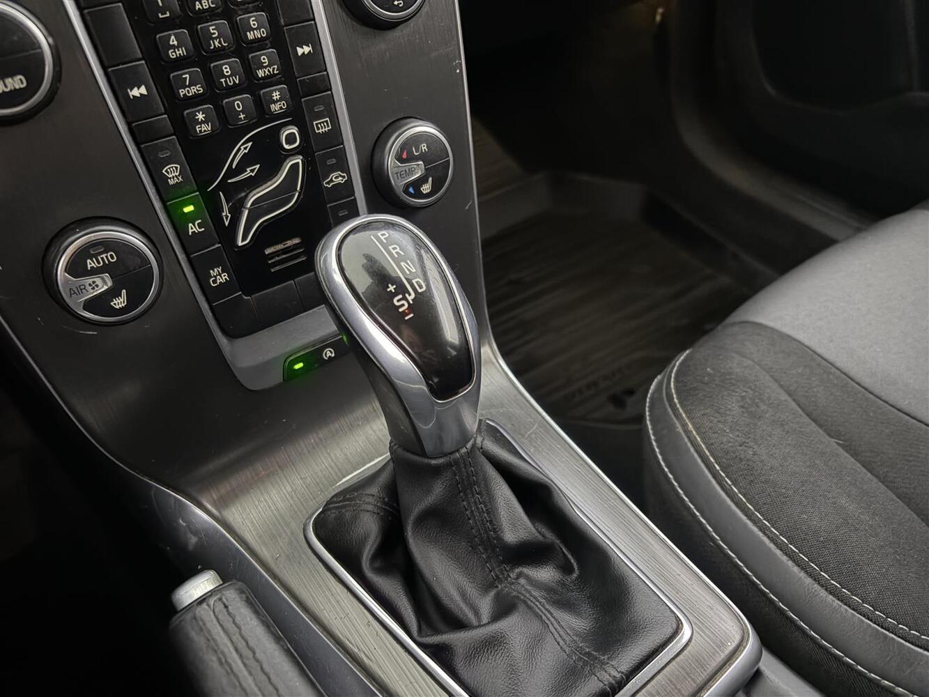 Volvo V40 vaihtoauto