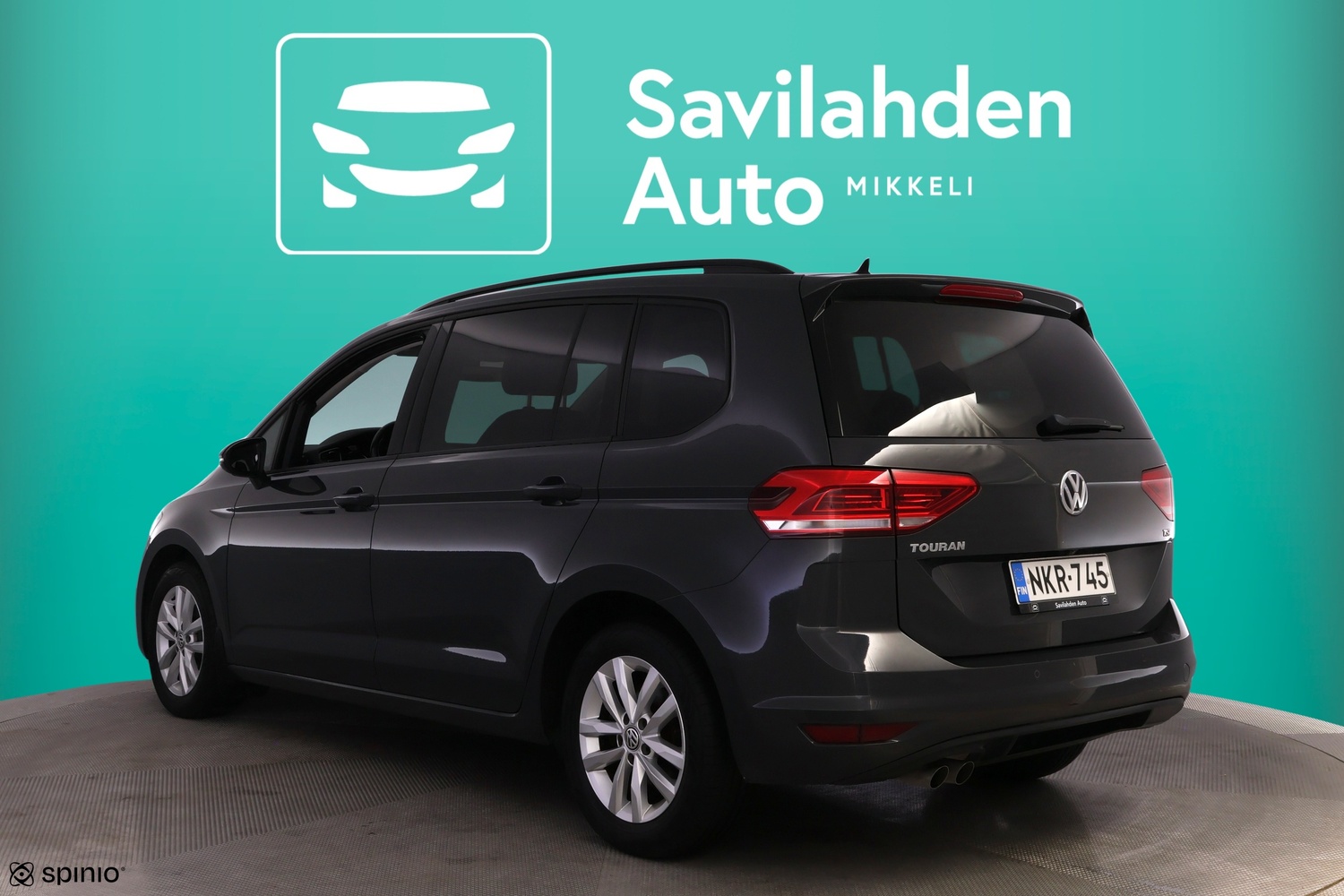 Volkswagen Touran vaihtoauto