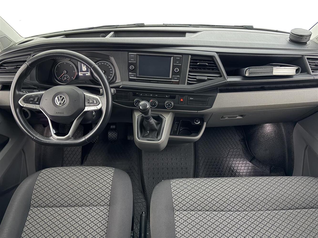 Volkswagen Caravelle vaihtoauto