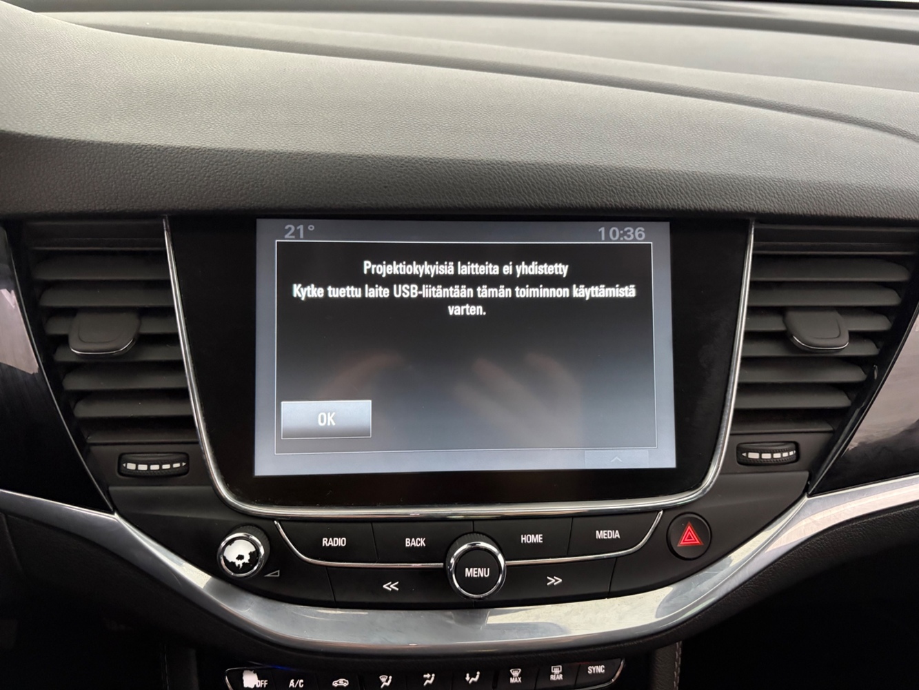 Opel Astra vaihtoauto