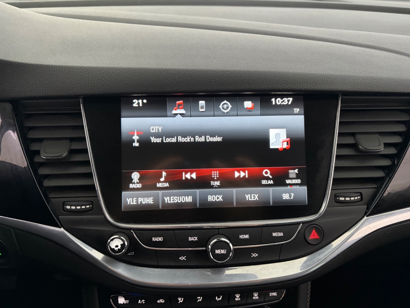 Opel Astra vaihtoauto