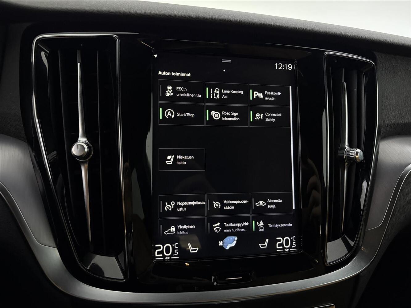 Volvo V60 vaihtoauto
